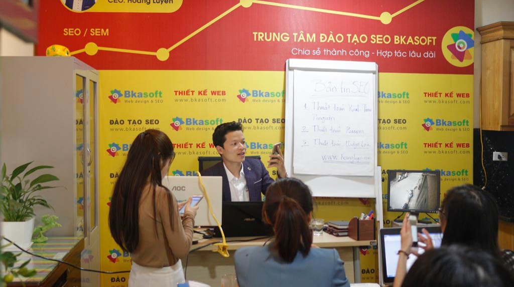 Cần thuê thiết kế web nội thất uy tín tại Hà Nội?